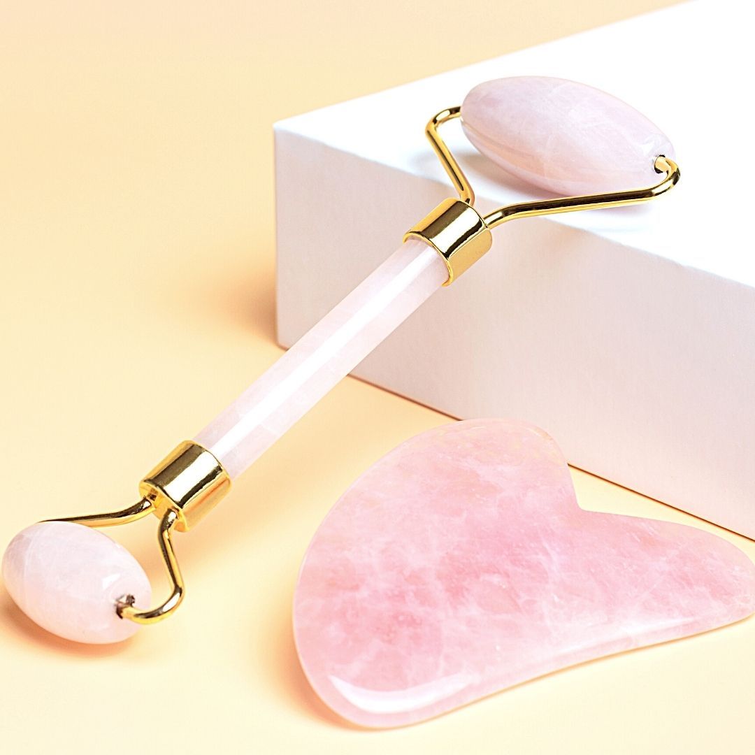 Coffret Rouleau Facial & Gua Sha en Quartz Rose - Bijou de Bien-être et Harmonie