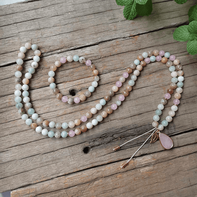 Collier Mala Premium "Amour & Sérénité" en Amazonite, Pierre de soleil, & Quartz Rose - Bijou de Bien-être et Amour