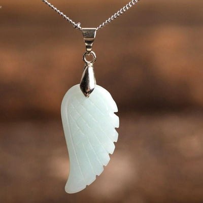 Pendentif "Aile d'Ange" en Pierre Naturelle - Bijou de Bien-être et Amour