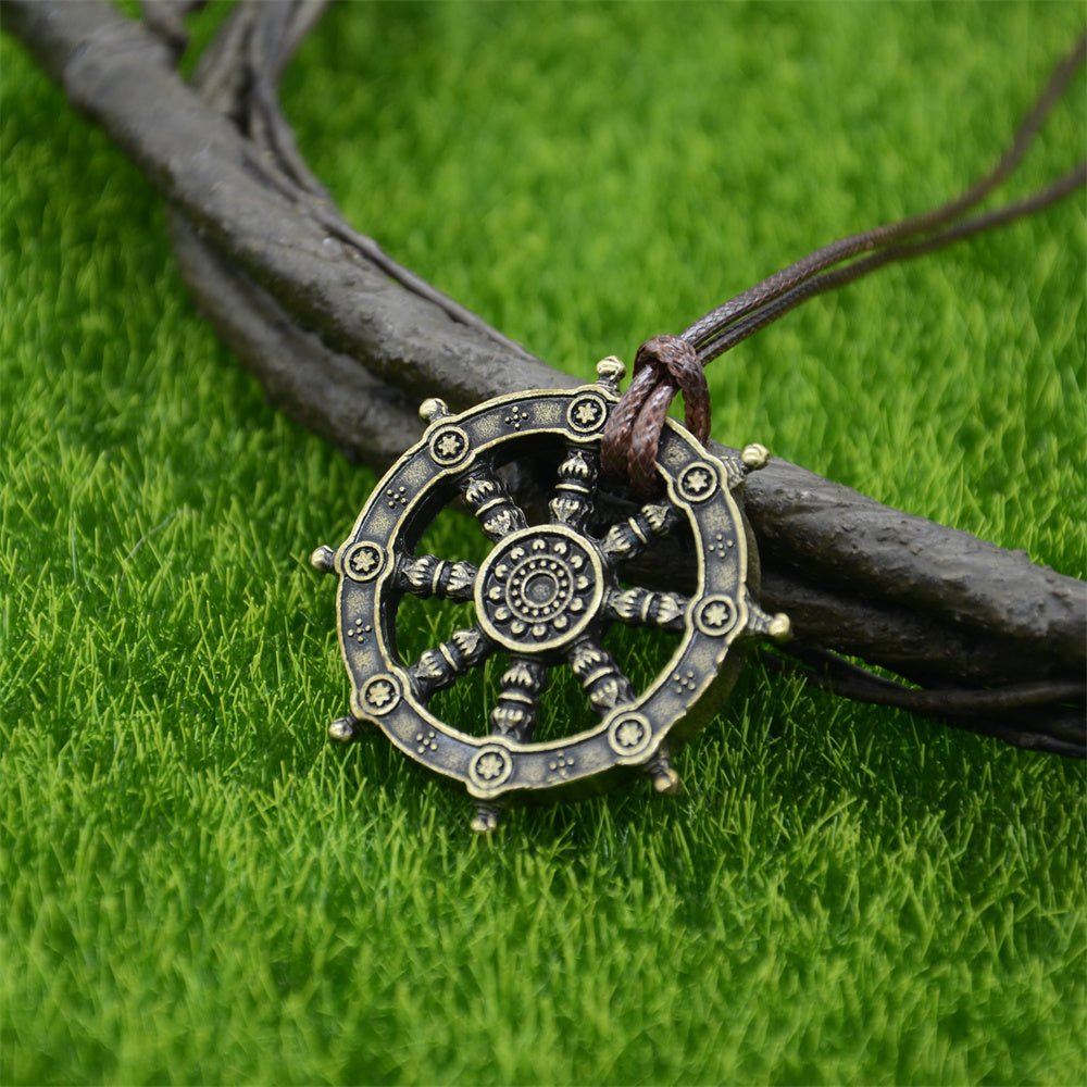 Pendentif "Roue du Dharma" - Bijou de Bien-être et Harmonie