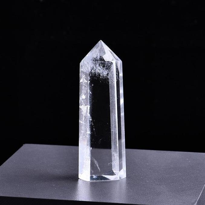 Pointe Purificatrice en Cristal de Roche - Bijou de Bien-être et Harmonie