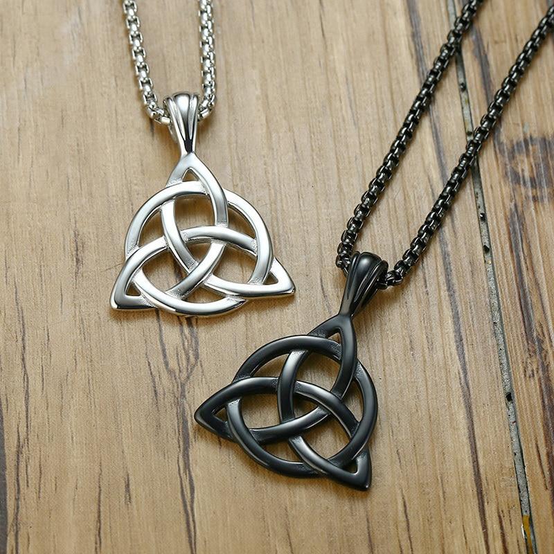 Pendentif "Triquetra" en Acier Inoxydable - Bijou de Bien-être et Harmonie